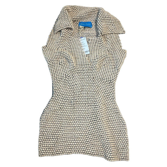 Erika Maish - Picture 1 of 3